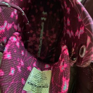 Boys/Mens Steph Curry Under Armour shoes